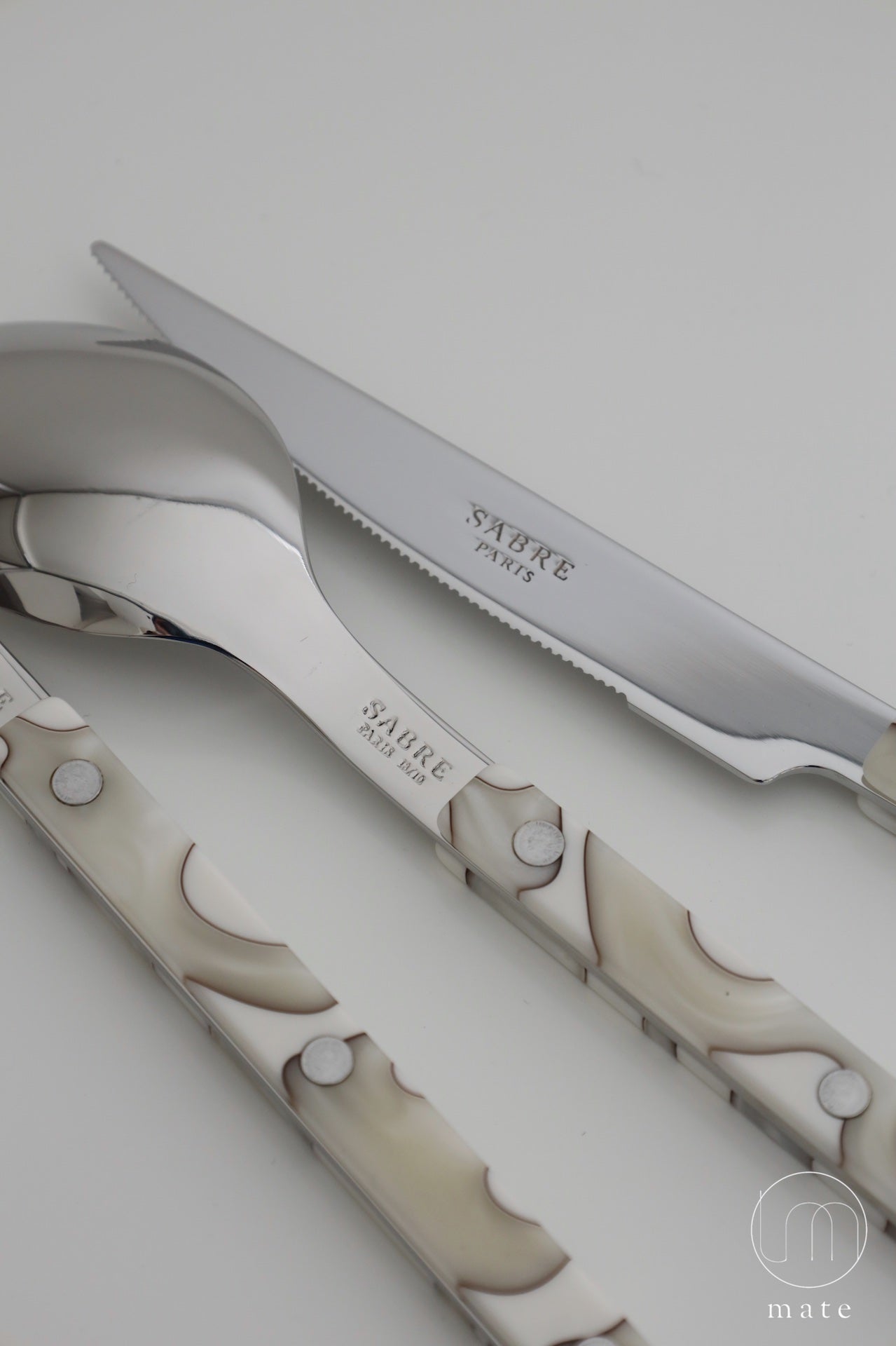 Sabre Paris - Bistrot Shiny 白色沙丘