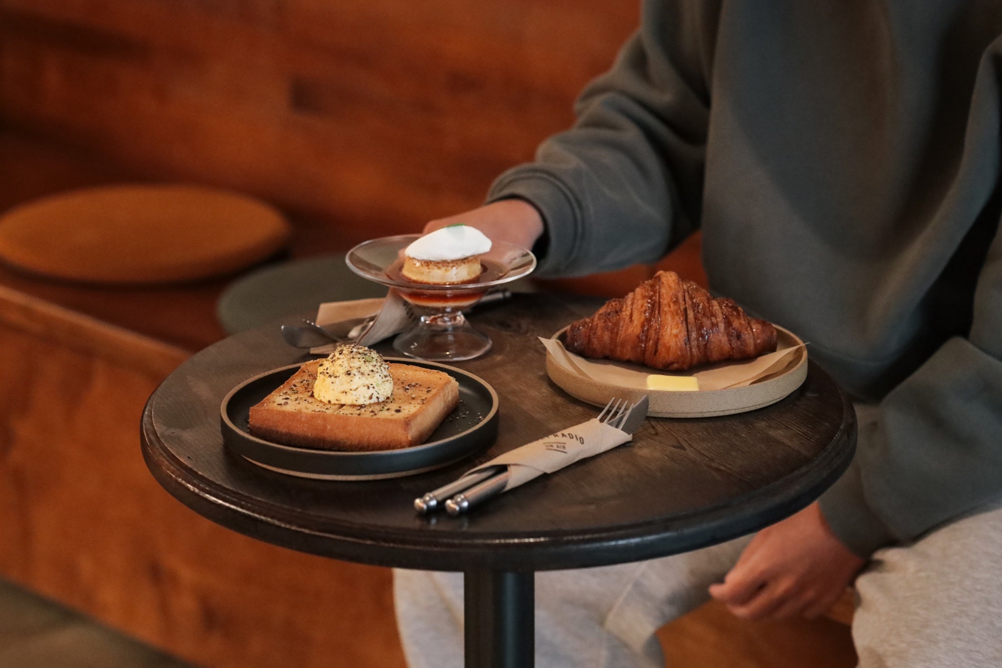 Sidoli Radio 小島裡 咖啡 x 音樂複合空間